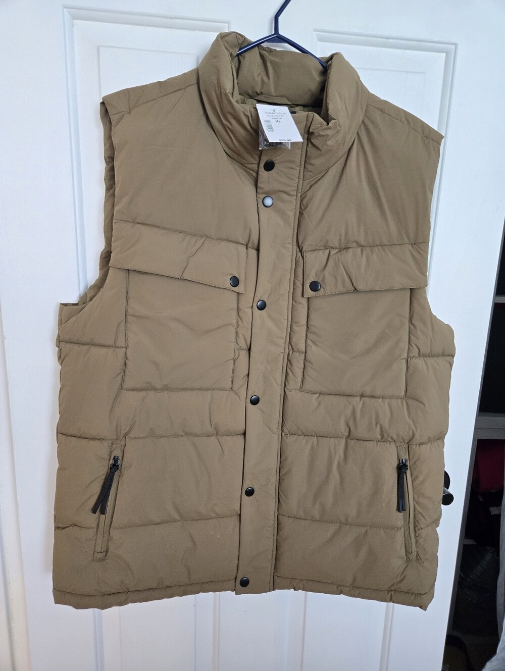 Puffer Vest - Picture 8 of 8